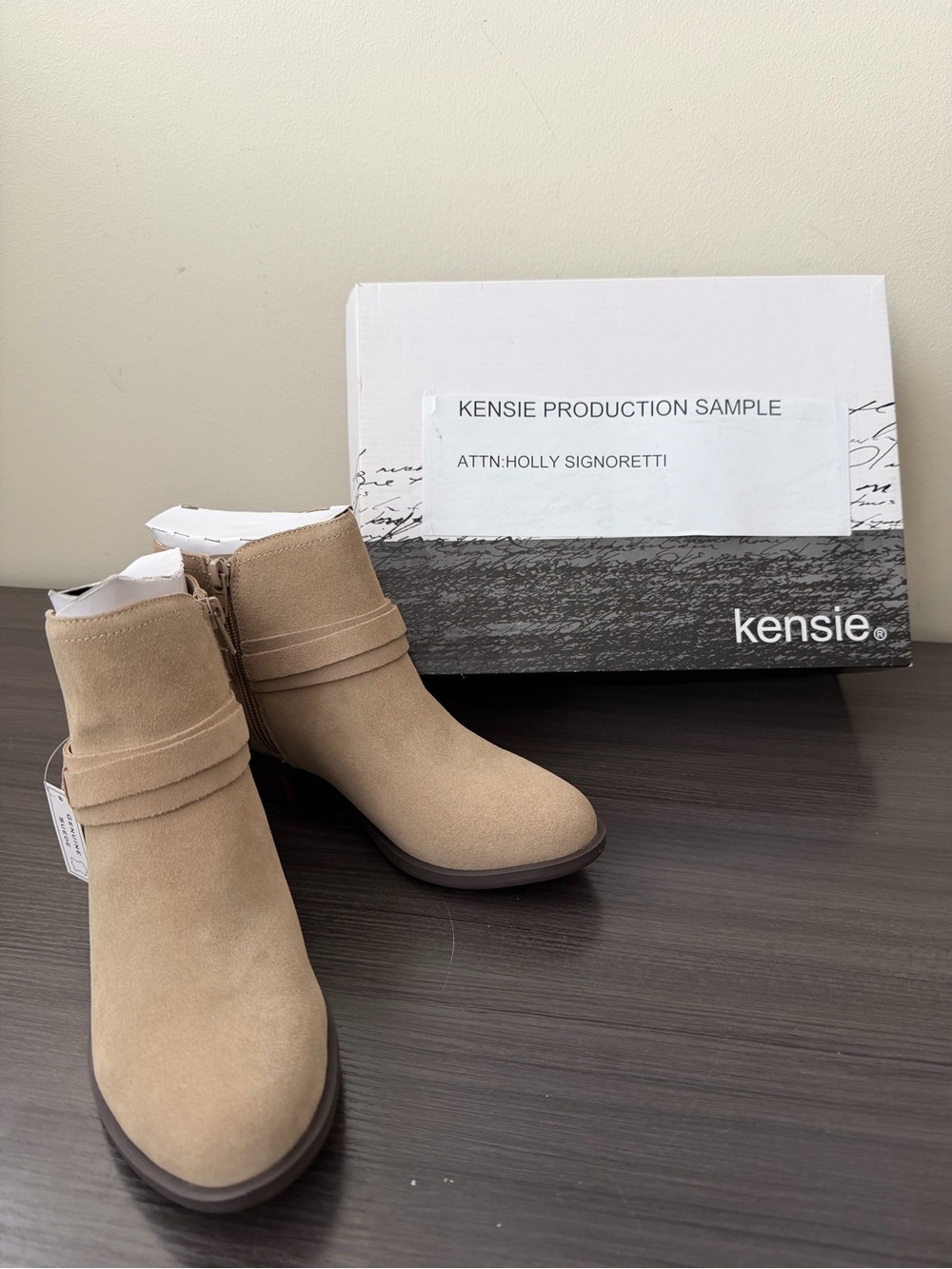 Brand New Women's Kensie Sandor Short Boots Zipper Ankle Booties  Size 7US